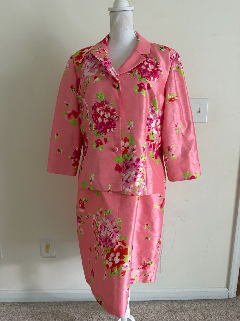 Jessica Howard Women's 2 PC midi dress & Suit Jacket Sz 16 pink satin floral